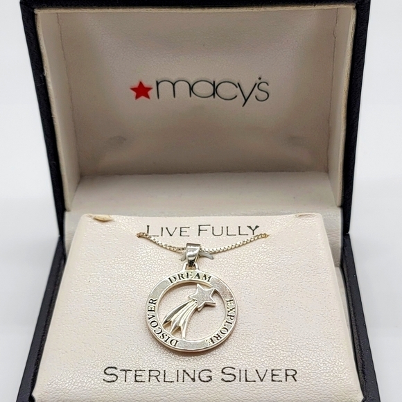 Macy's NIB Sterling Live Fully Necklace - Picture 1 of 3